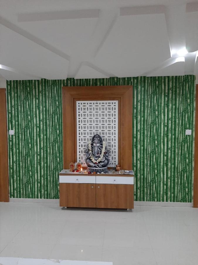 Hotel New Empire Ahmedabad Luaran gambar