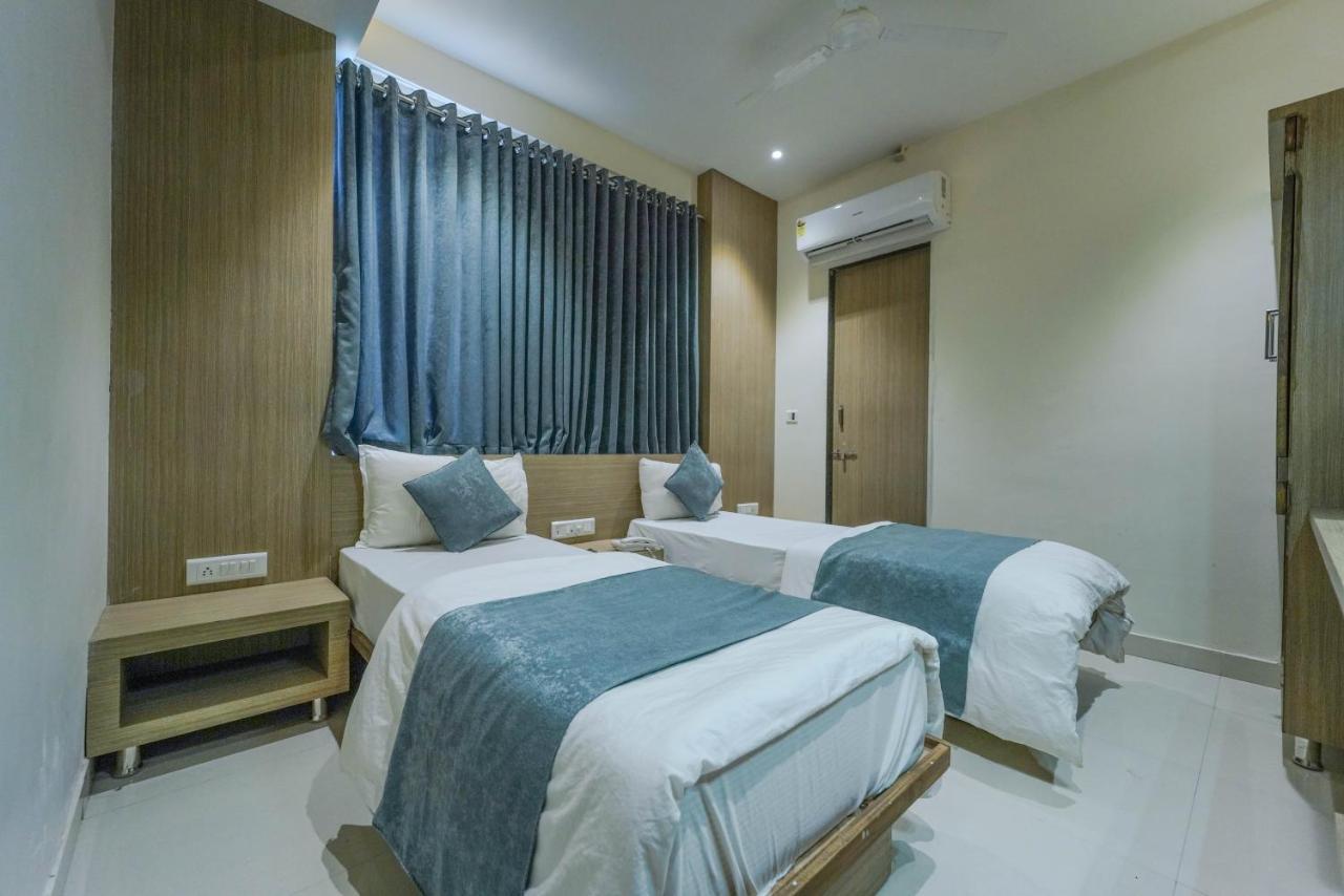 Hotel New Empire Ahmedabad Luaran gambar